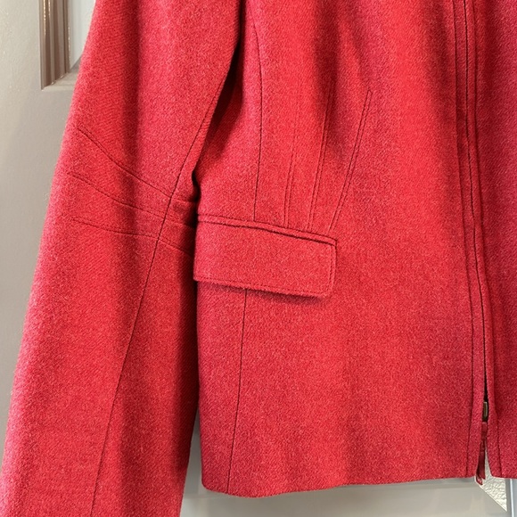 Akris Punto red wool zip front blazer jacket - Picture 2 of 11